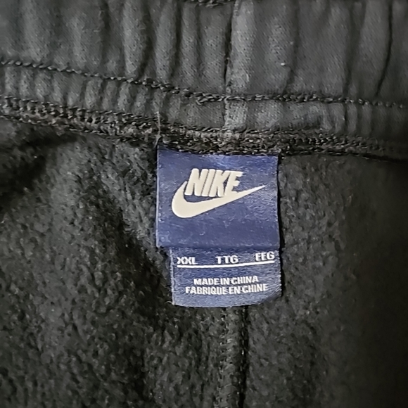 Nike Men XXL Black Fleece Joggers Sweatpants. - Picture 2 of 8